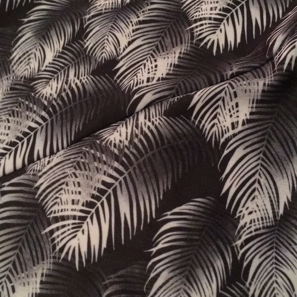 SOLD- Acacia society bikini exclusive palm kokomo - Picture 3 of 7